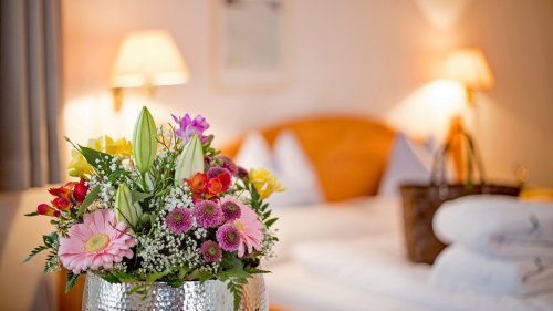 hotel raurhiserhof zimmer blumen