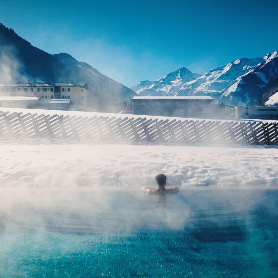 hotel rauriserhof aussenpool winter