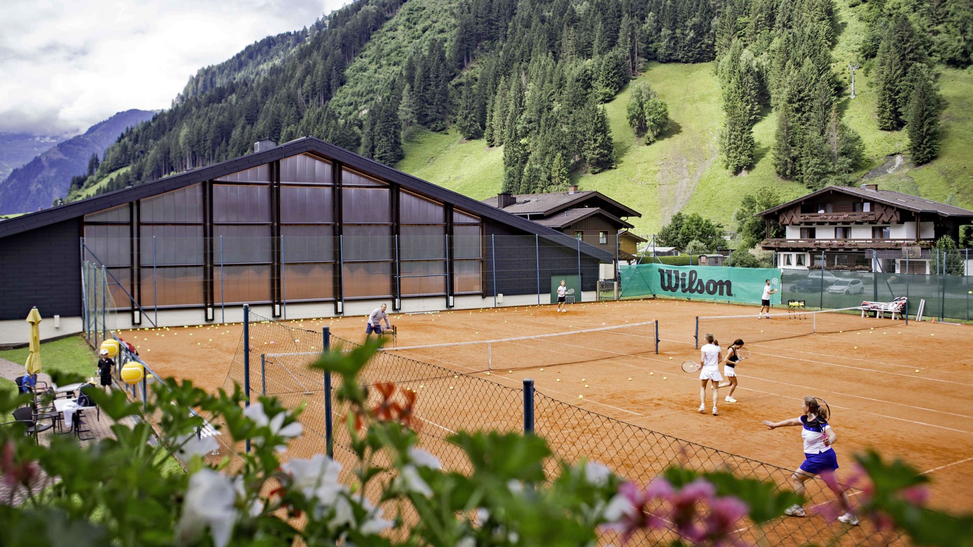 Tennishotel im Salzburger Land - Tennisurlaub Österreich