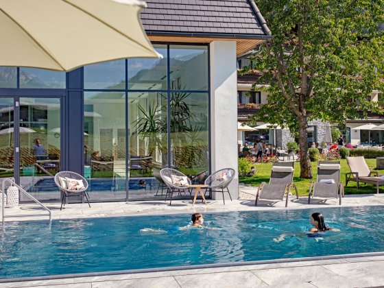 rauris wellnesshotel salzburger land aussen pool