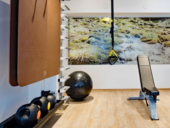 rauris wellnesshotel salzburger land fitness hanteln