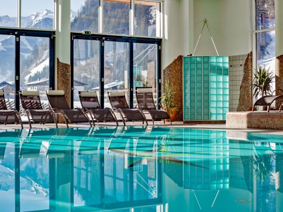 rauris wellnesshotel salzburger land pool innen