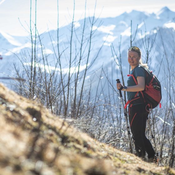 rauriserhof fruhlingswandern wanderfuhrerin ina